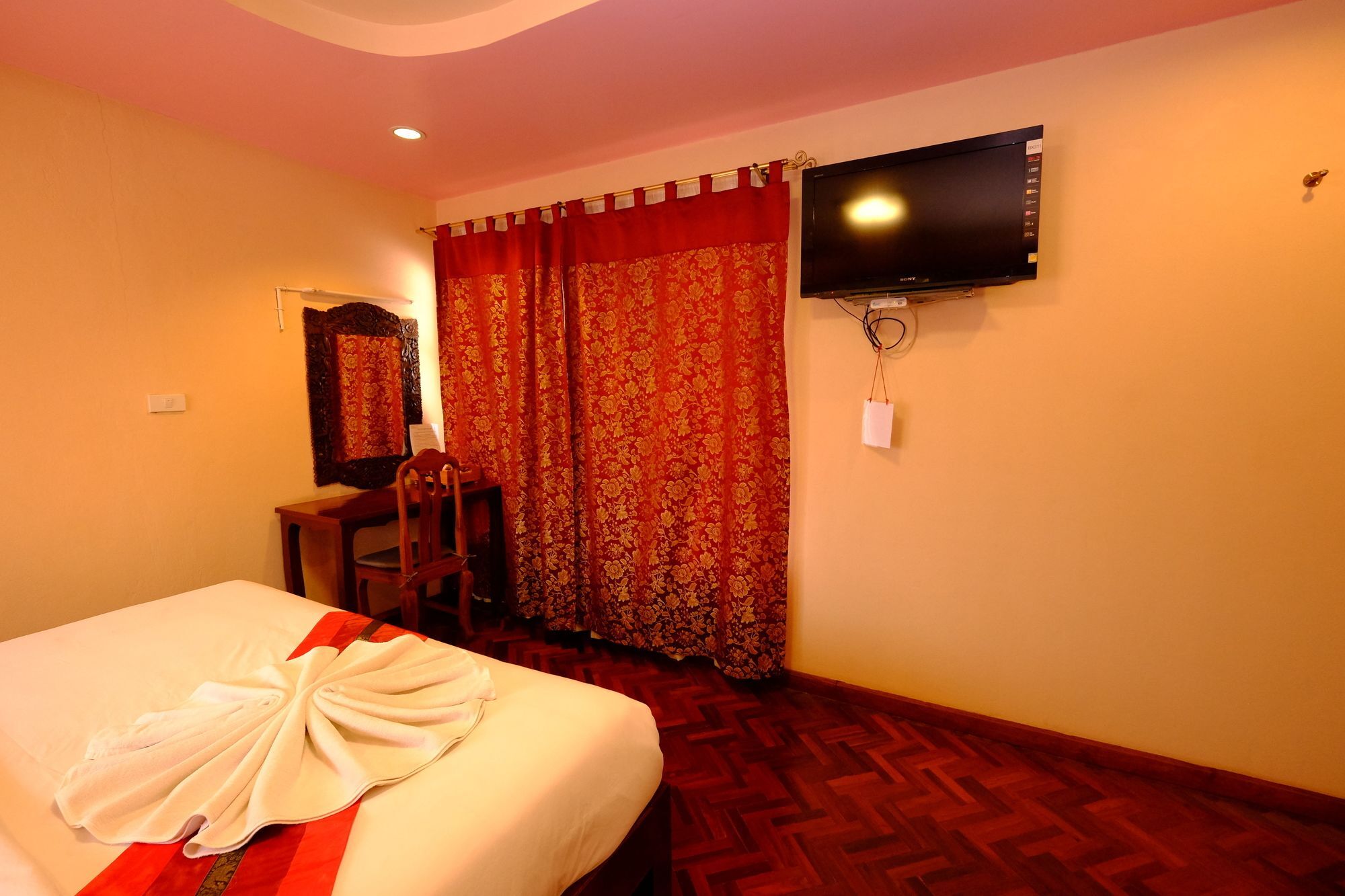 Chok-Wasana Guest House Mae Sariang Exterior photo